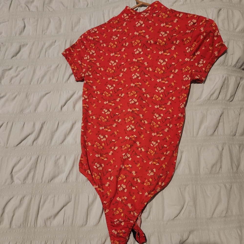 Rue 21 floral bodysuit | Small - Picture 2 of 2